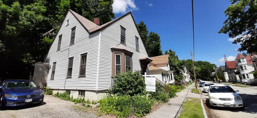 48 James Street Auburn ME 04210