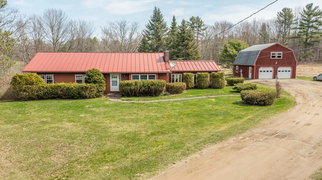 80 Thorndike Road Unity ME 04988