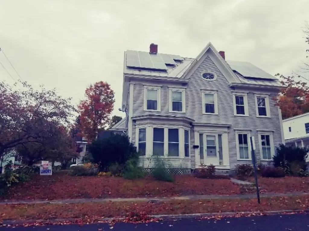 104 Court Street Farmington ME 04938