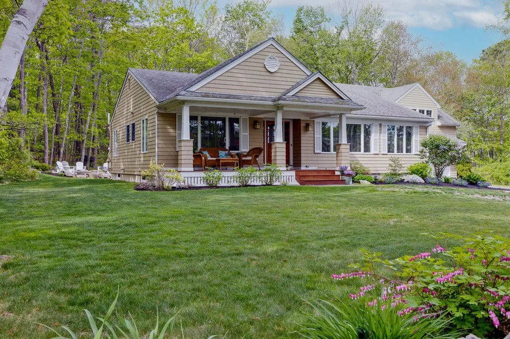 23 Adams Road York ME 03902