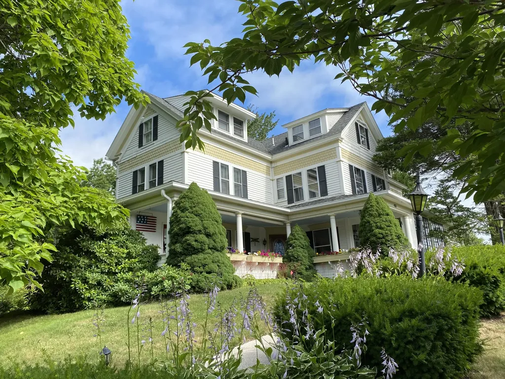 433 Main Street Ogunquit ME 03907