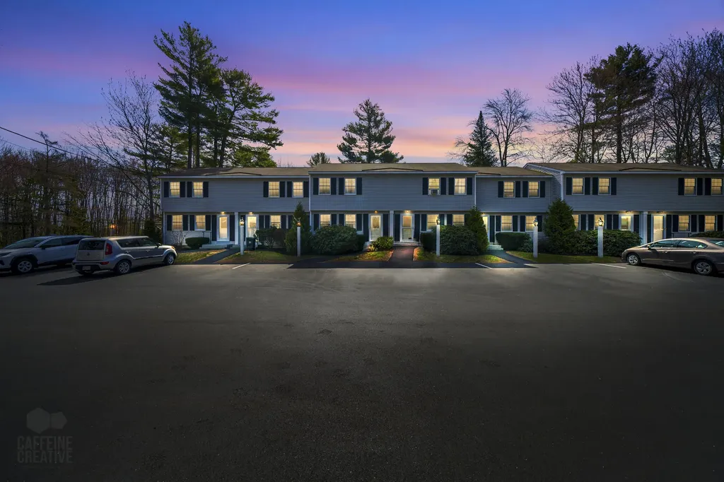 203 Foxcroft Circle Scarborough ME 04074