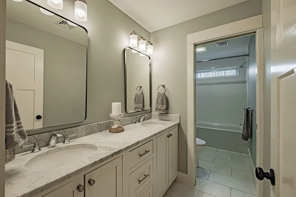 42 Stone Ridge Road Falmouth ME 04105
