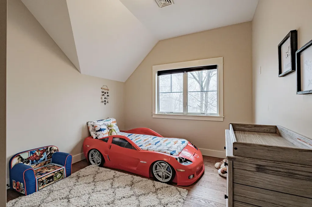 42 Stone Ridge Road Falmouth ME 04105