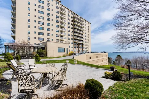 45 Eastern Promenade Portland ME 04101