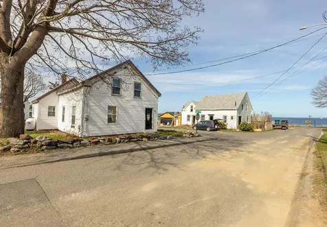 80 Crescent Street Rockland ME 04841