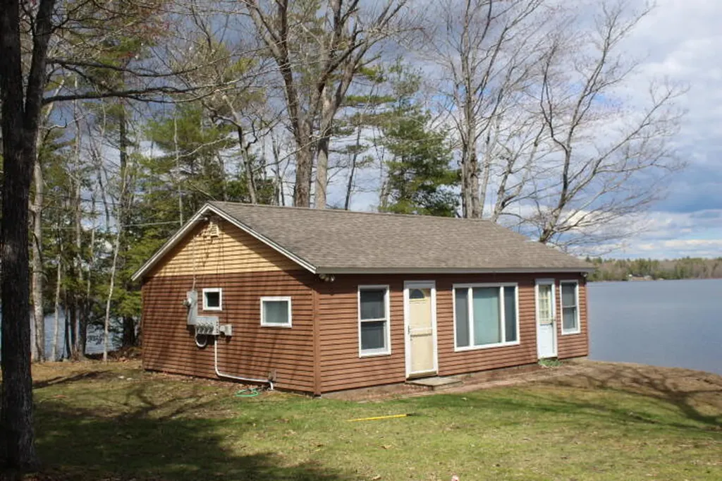 73 Forestry Lane Eddington ME 04428