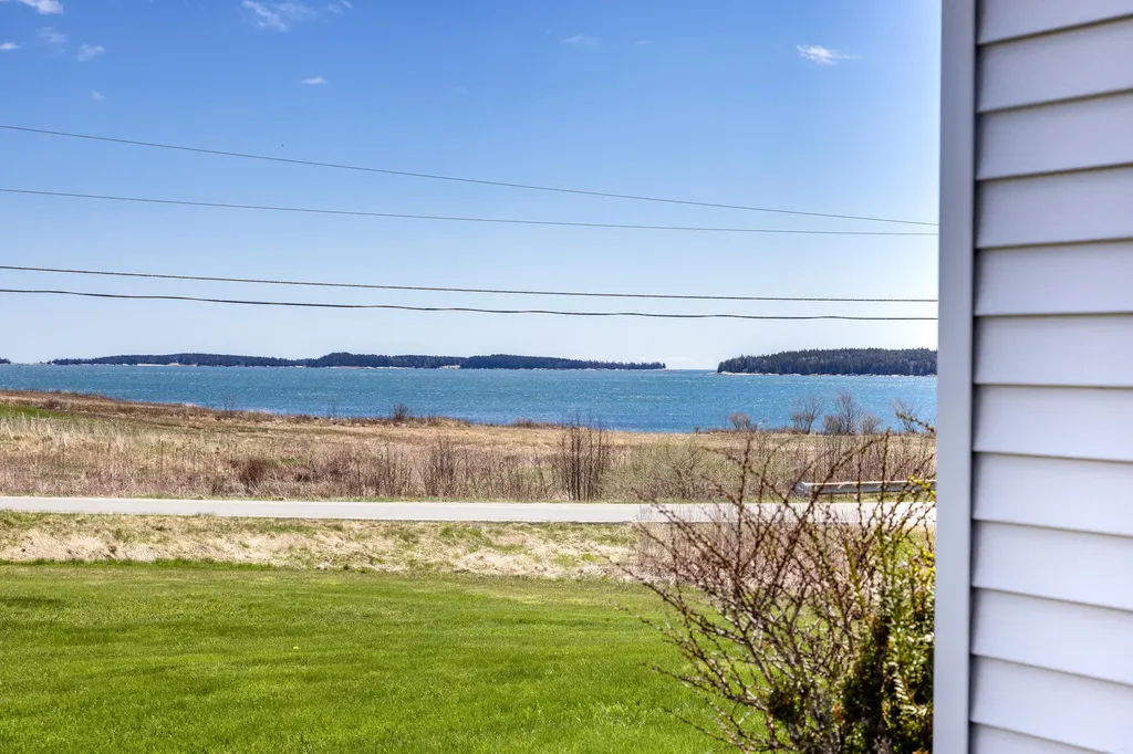 313 Waterman Beach Road South Thomaston ME 04858