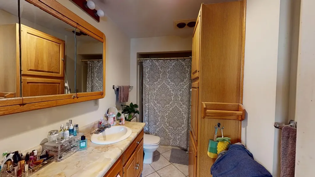 107 Lake Street Auburn ME 04210
