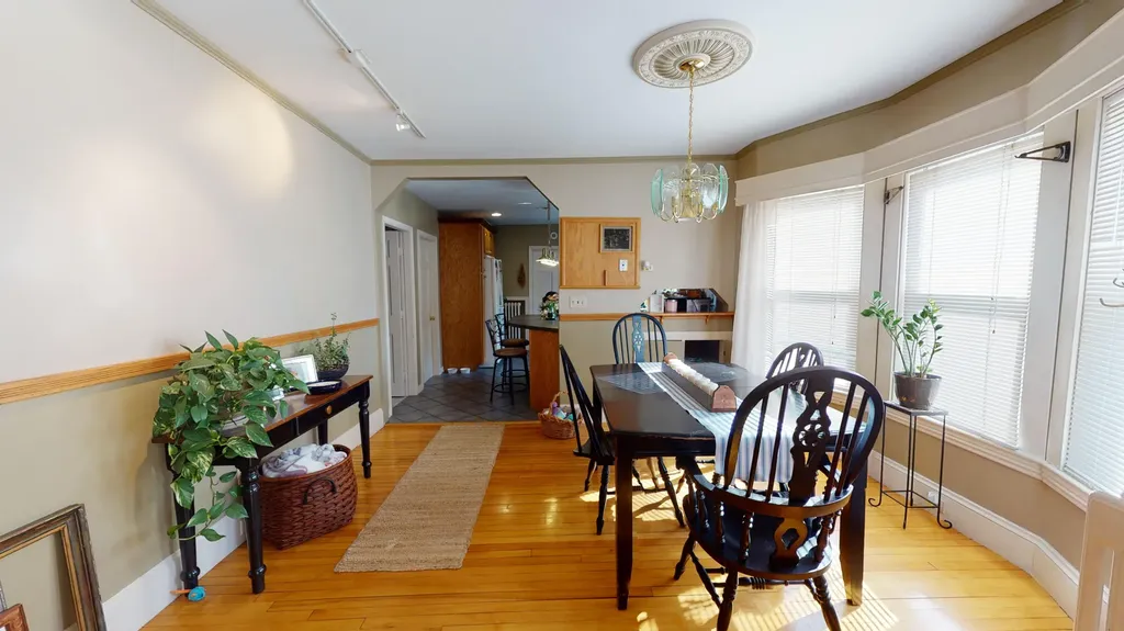 107 Lake Street Auburn ME 04210