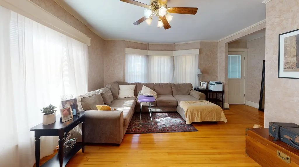 107 Lake Street Auburn ME 04210