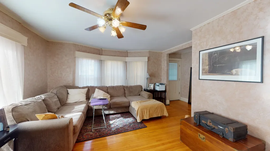 107 Lake Street Auburn ME 04210