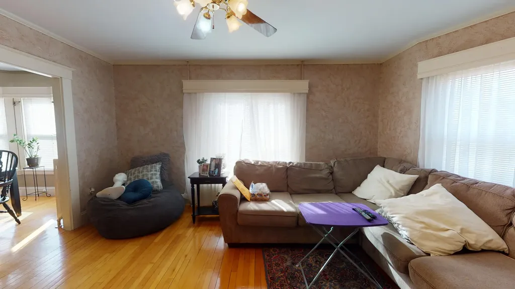 107 Lake Street Auburn ME 04210
