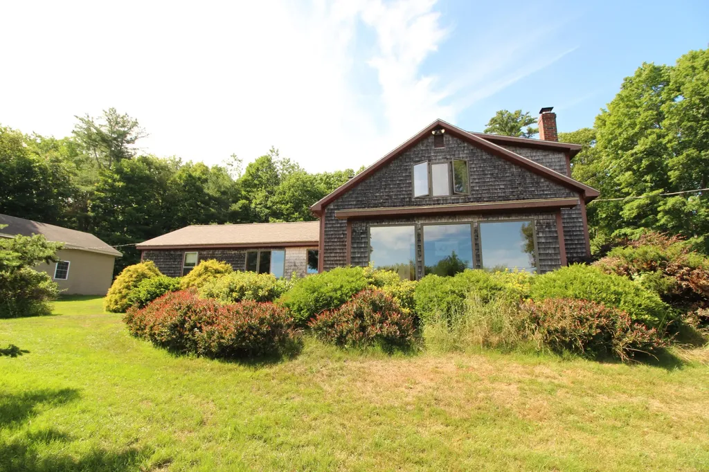 507 Monroe Road Winterport ME 04496
