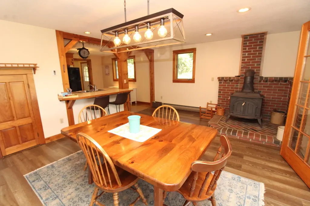 507 Monroe Road Winterport ME 04496