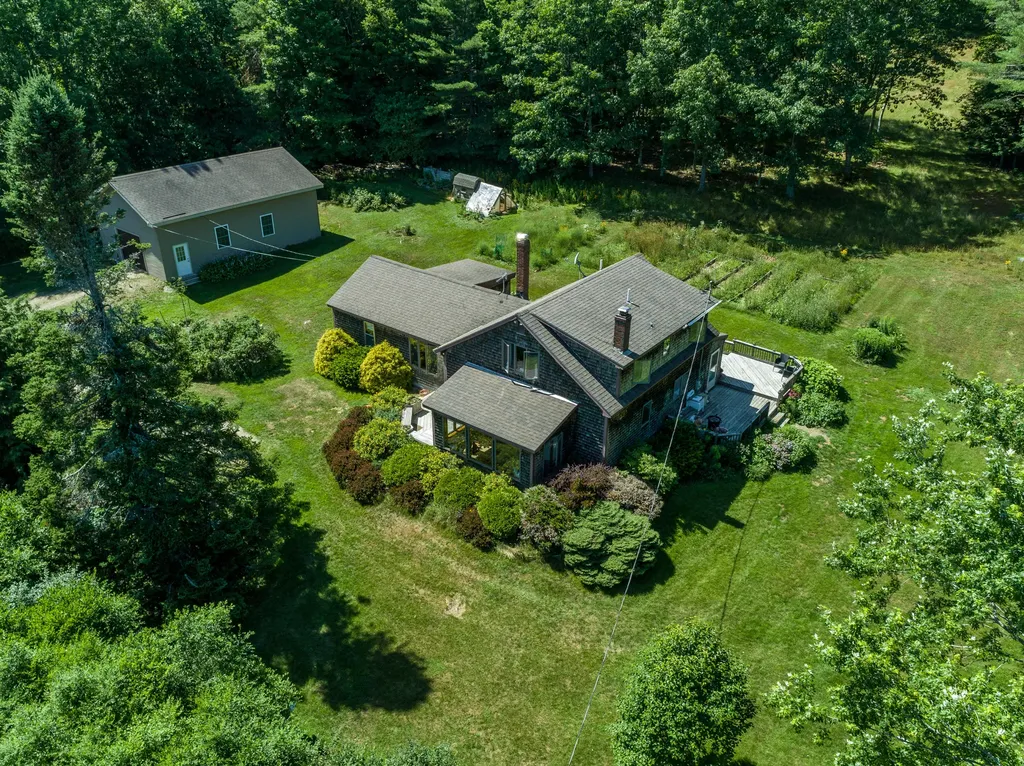 507 Monroe Road Winterport ME 04496