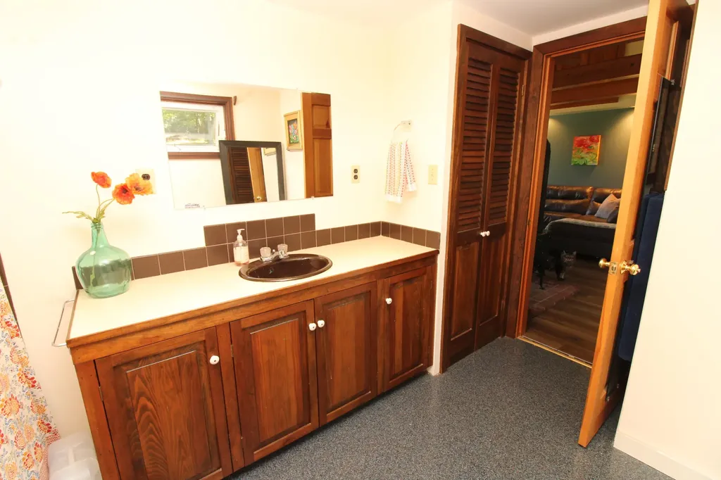 507 Monroe Road Winterport ME 04496