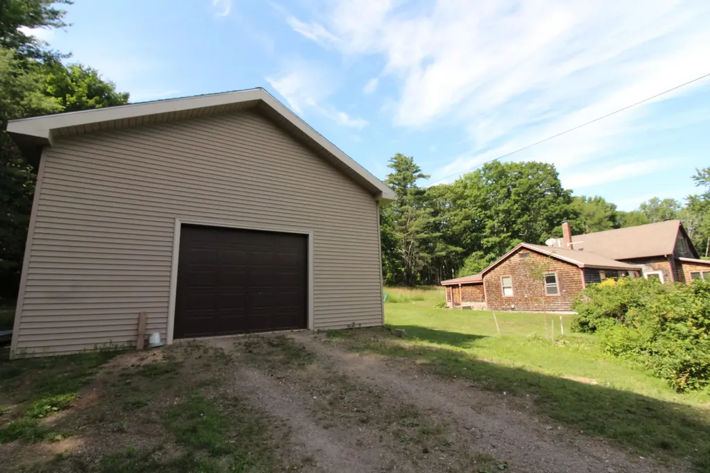 507 Monroe Road Winterport ME 04496