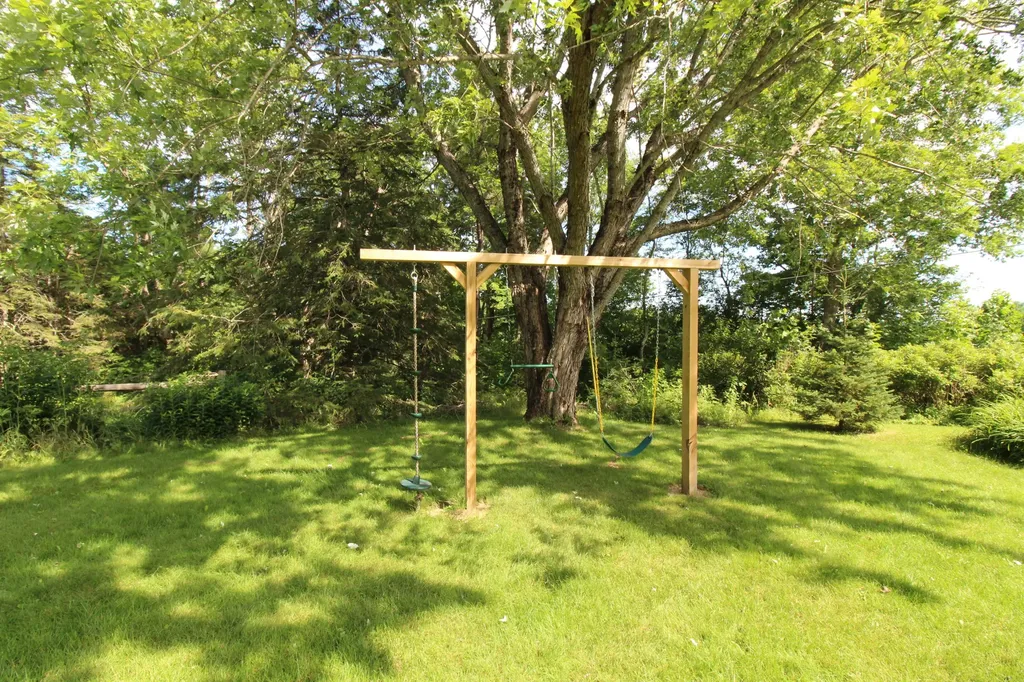 507 Monroe Road Winterport ME 04496