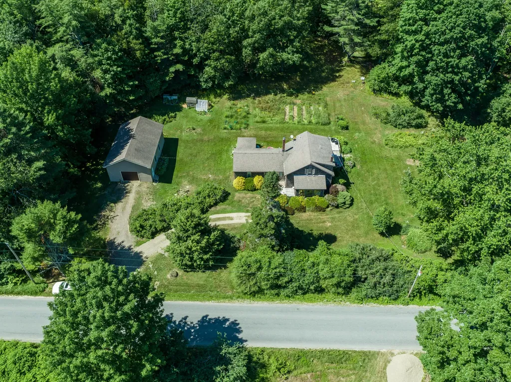 507 Monroe Road Winterport ME 04496