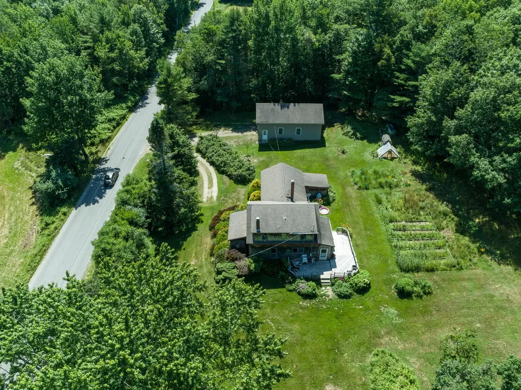 507 Monroe Road Winterport ME 04496