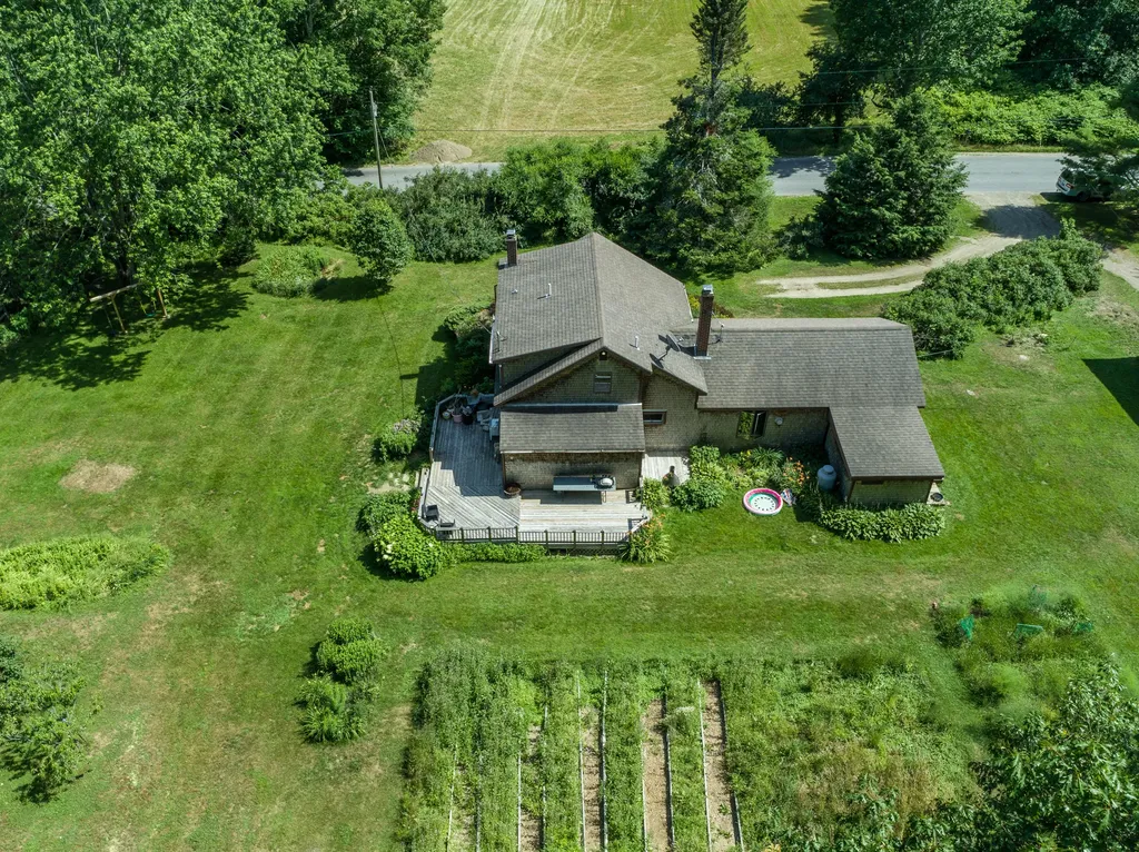 507 Monroe Road Winterport ME 04496