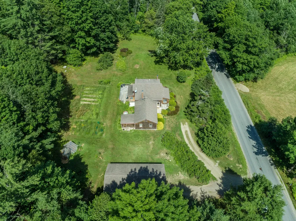 507 Monroe Road Winterport ME 04496