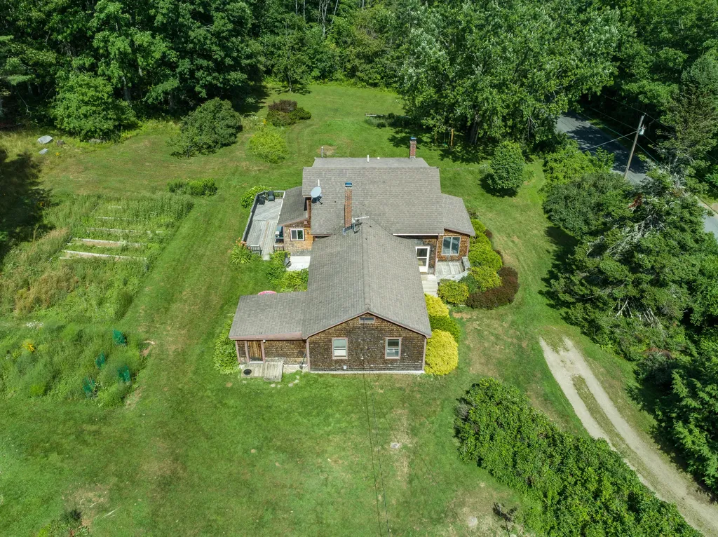 507 Monroe Road Winterport ME 04496