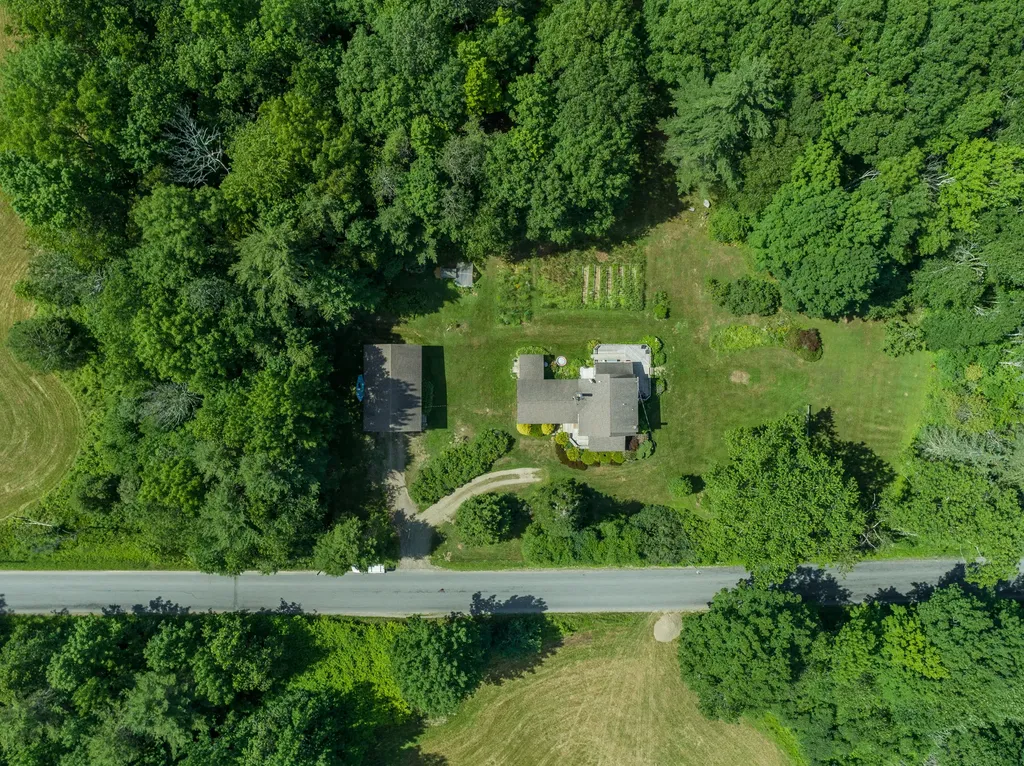 507 Monroe Road Winterport ME 04496