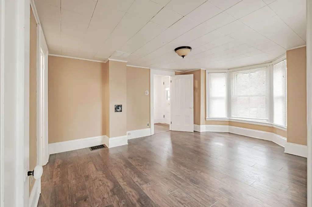 162 Waldoboro Road Friendship ME 04547