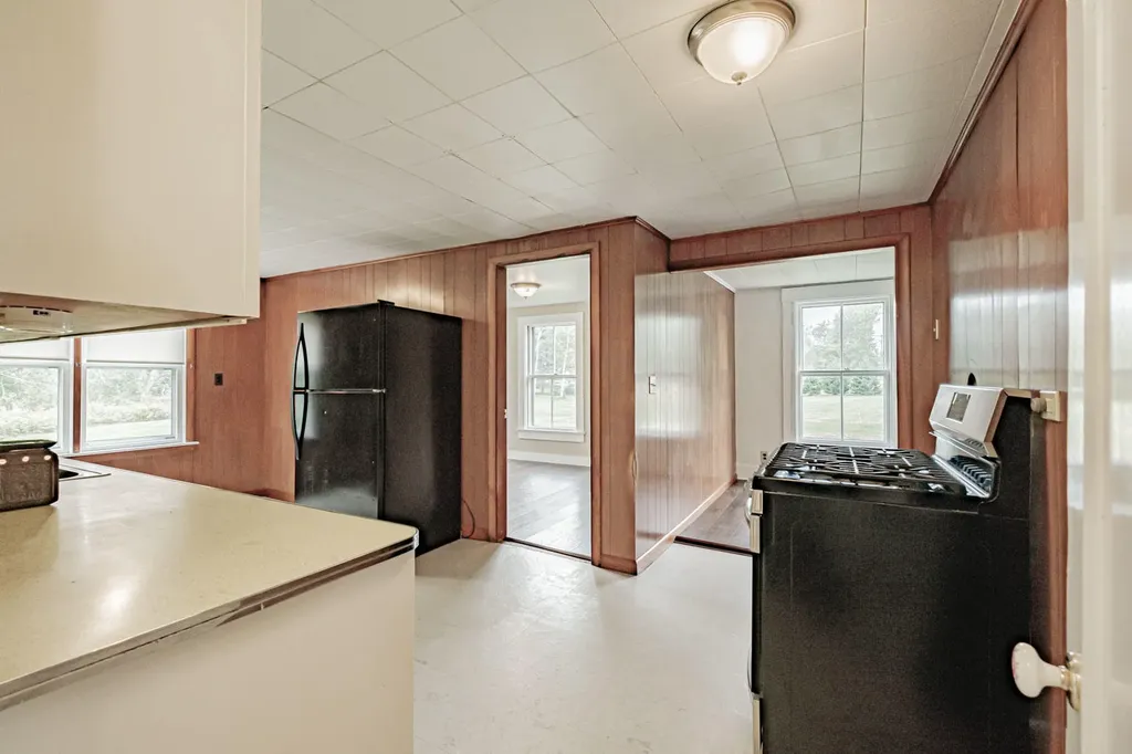 162 Waldoboro Road Friendship ME 04547