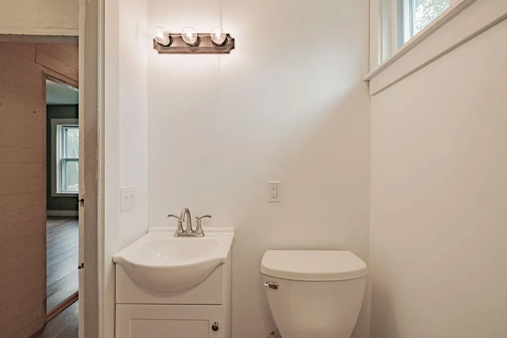 162 Waldoboro Road Friendship ME 04547