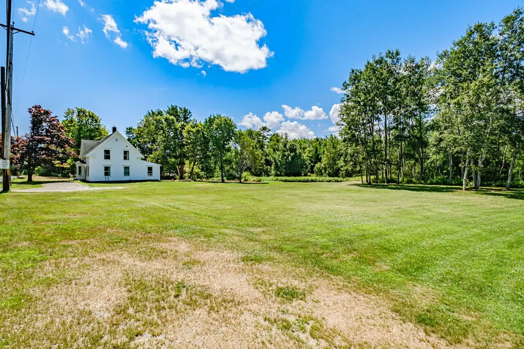162 Waldoboro Road Friendship ME 04547