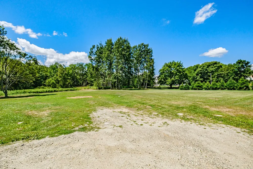 162 Waldoboro Road Friendship ME 04547
