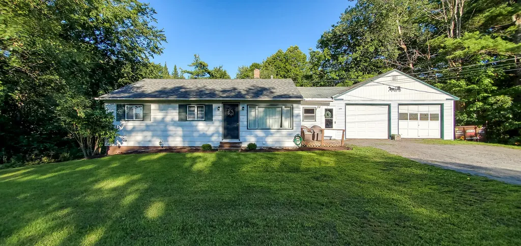 1157 Riverside Drive Vassalboro ME 04989