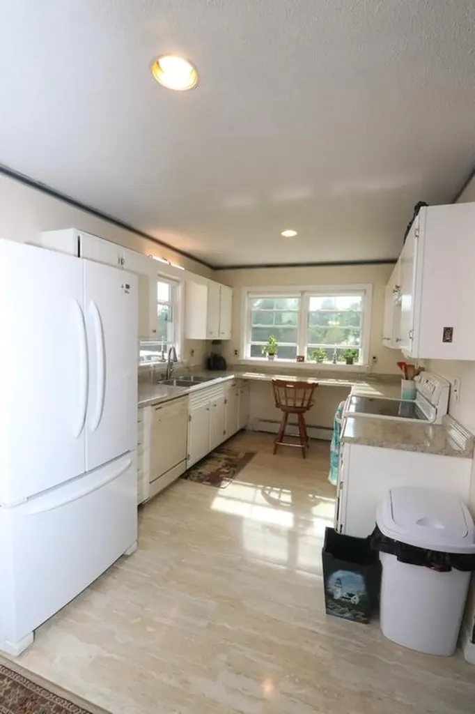 738 Levenseller Road Holden ME 04429