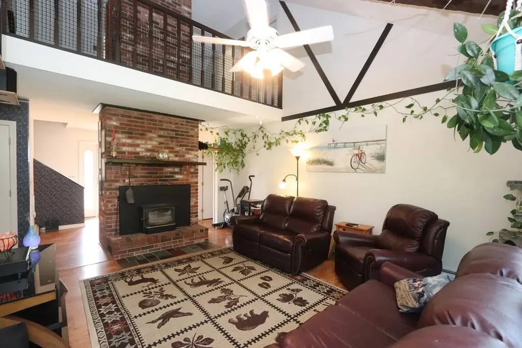 738 Levenseller Road Holden ME 04429