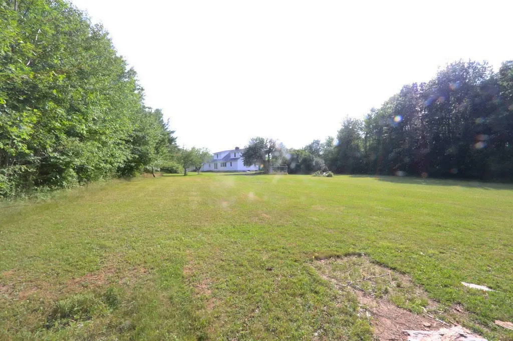 738 Levenseller Road Holden ME 04429