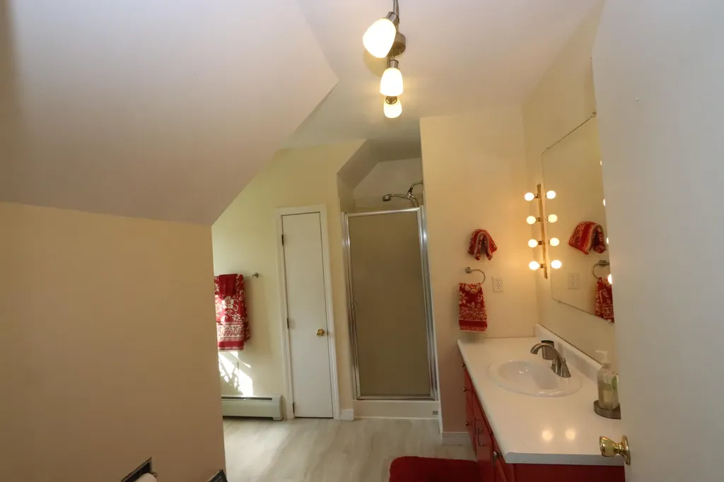 738 Levenseller Road Holden ME 04429