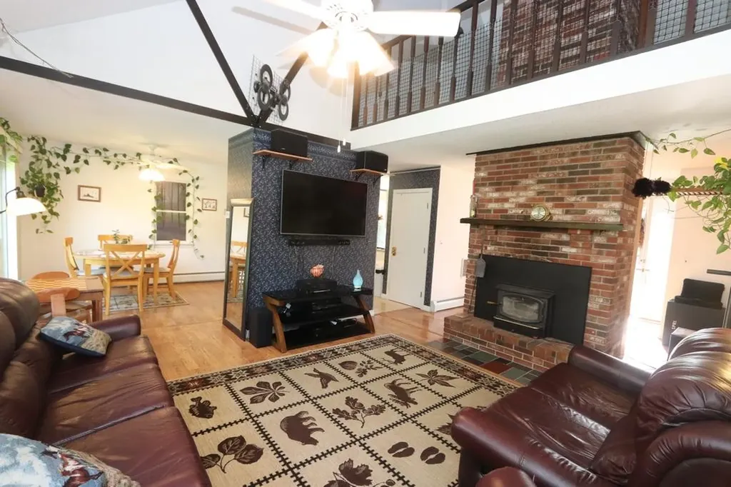 738 Levenseller Road Holden ME 04429