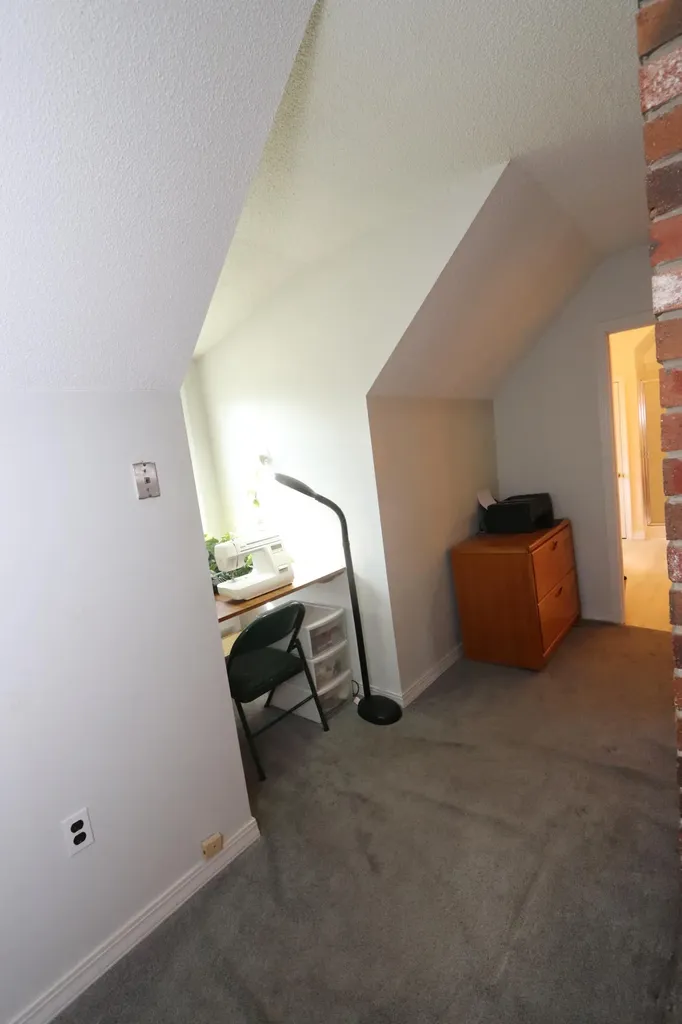 738 Levenseller Road Holden ME 04429