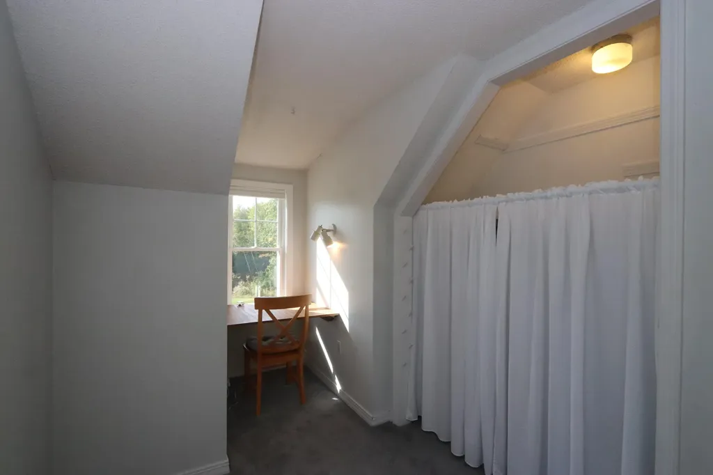 738 Levenseller Road Holden ME 04429