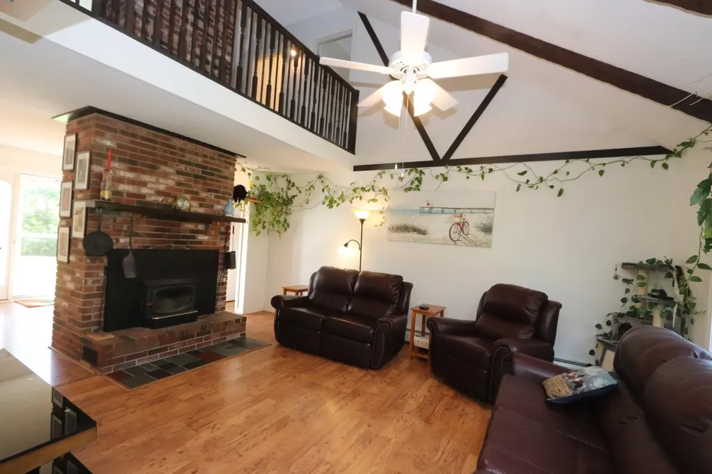 738 Levenseller Road Holden ME 04429