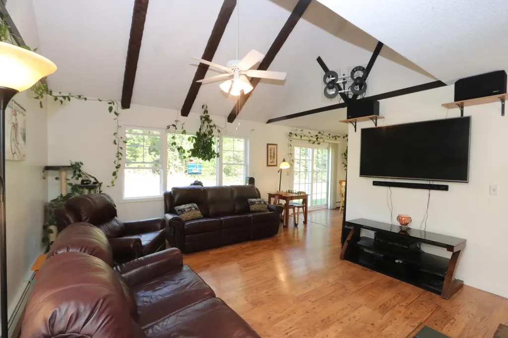 738 Levenseller Road Holden ME 04429