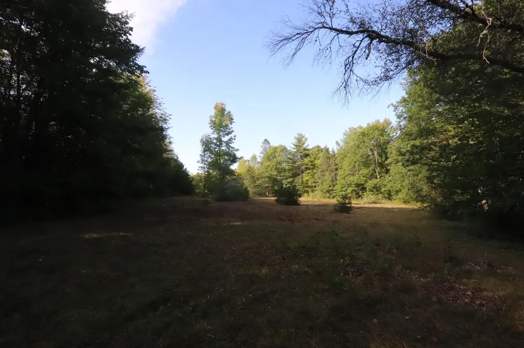 738 Levenseller Road Holden ME 04429