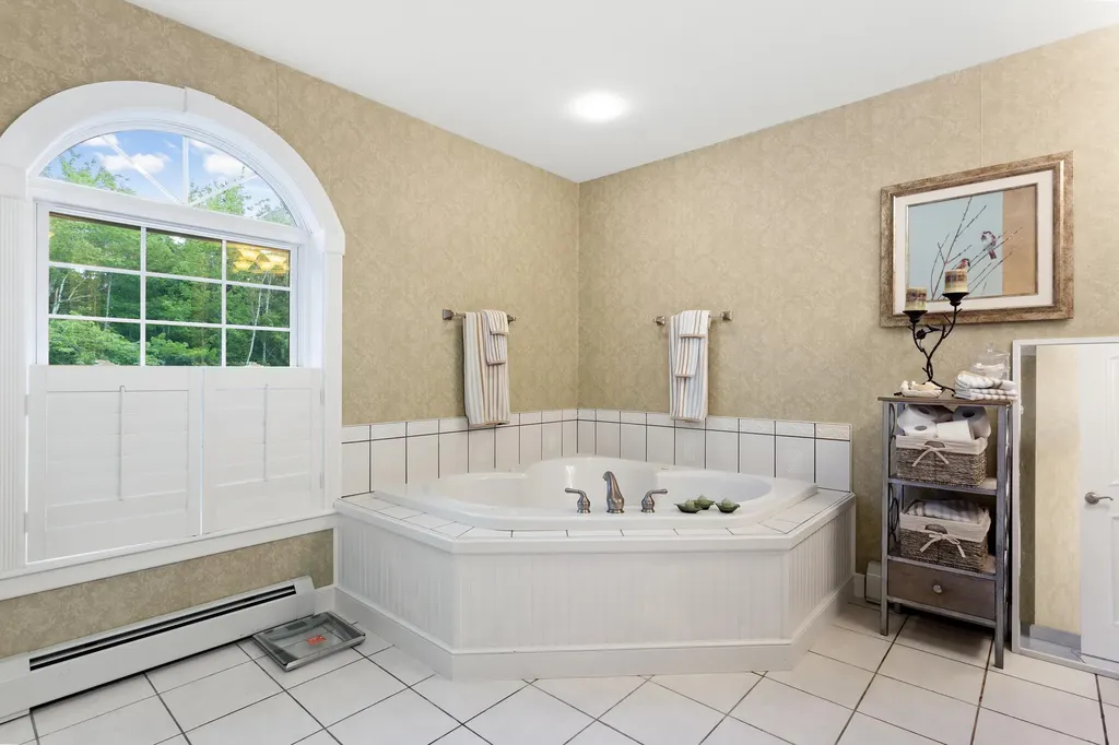 115 Maddocks Avenue Ellsworth ME 04605