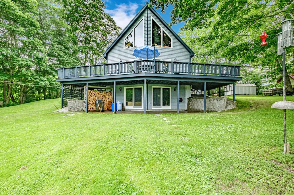 2439 Atlantic Highway Warren ME 04864