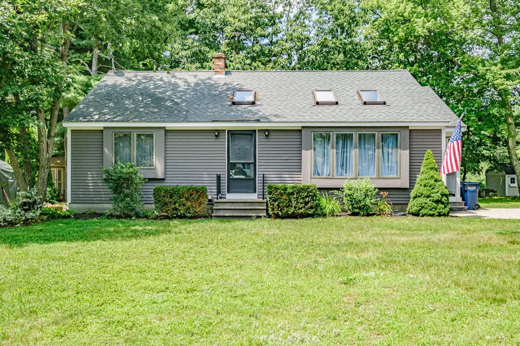 12 Ridgeview Drive Biddeford ME 04005