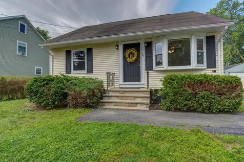 52 Hawthorne Street Portland ME 04103