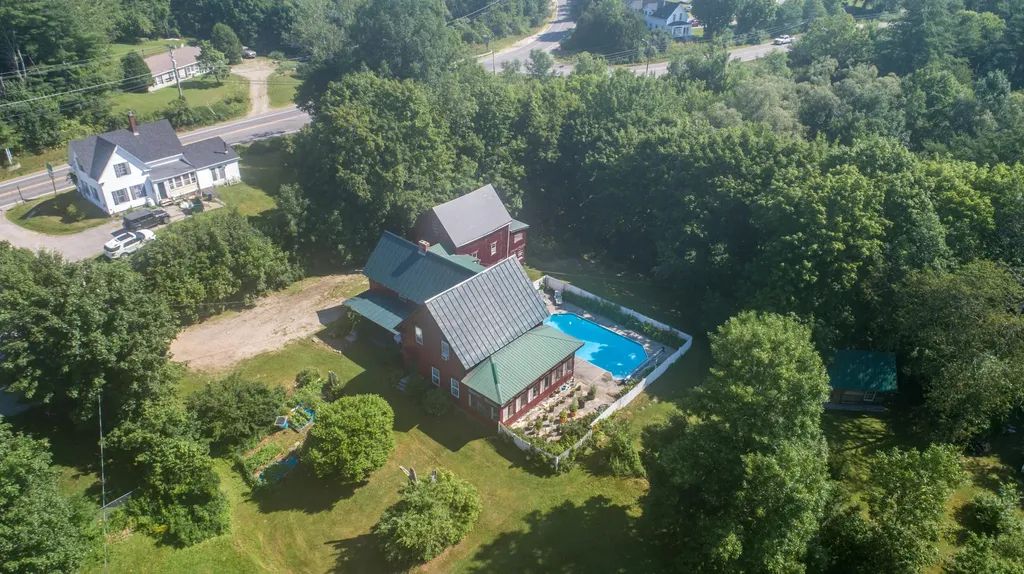 6 Sagamore Lane Richmond ME 04357
